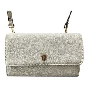 Tommy Hilfiger Wallet on Strap / Crossbody – Ivory